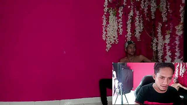 Snapshot of hot_dirty_paradise_66 chatting on 10.06.25 hot dirty paradise 66 online show from 10.06.25