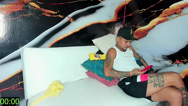 hot dirty paradise 66 online show from 03.03.26