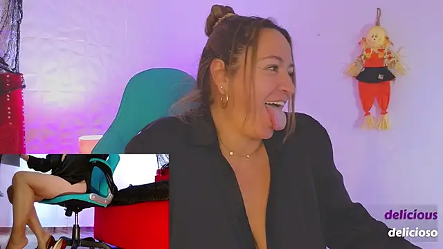 weet Evans    online show from 10.31.25