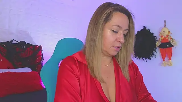 weet Evans    online show from 11.01.25