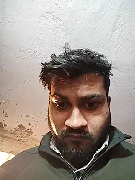 Snapshot of mpaale11 chatting on 11.24.25 mpaale11 online show from 11.24.25