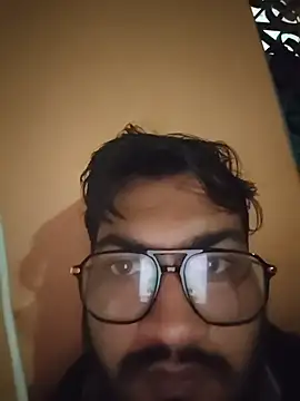 Snapshot of mpaale11 chatting on 11.25.25 mpaale11 online show from 11.25.25