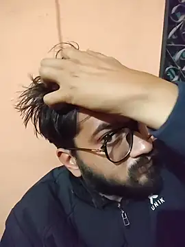 Snapshot of mpaale11 chatting on 12.16.25 mpaale11 online show from 12.16.25