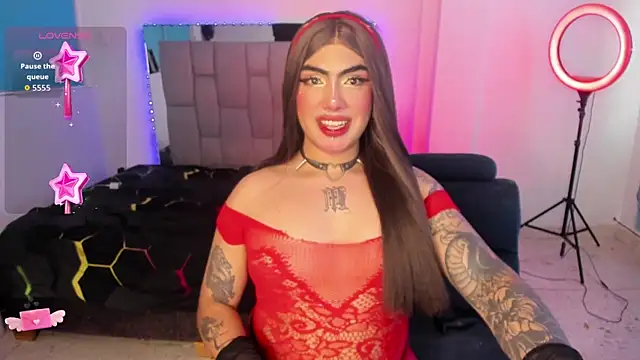 Snapshot of Sophie_whitexxx chatting on 06.23.26 Sophie whitexxx online show from 06.23.26