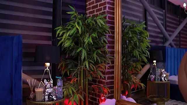 TanyaVonDe online show from 02.25.26