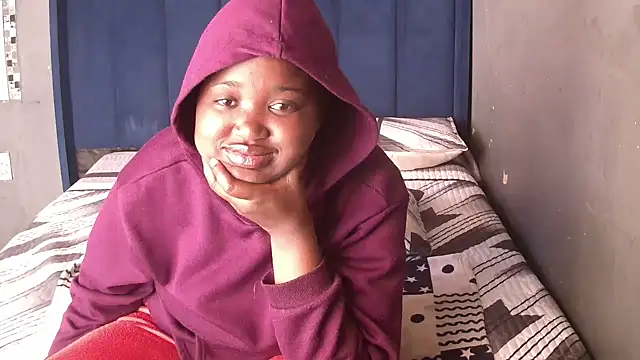 Snapshot of SexyShybarbie chatting on 06.03.26 SexyShybarbie online show from 06.03.26