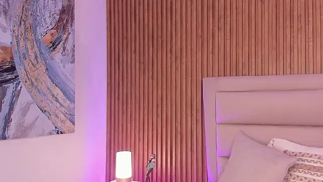 FatimaEvans online show from 10.12.25