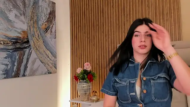 FatimaEvans online show from 11.17.25