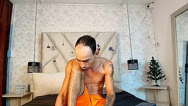 Snapshot of AmbarRaj chatting on 12.15.25 AmbarRaj online show from 12.15.25