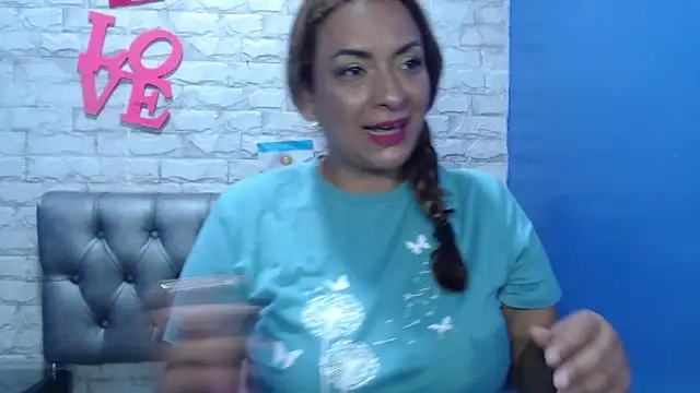 Milf-Prettyboobs online show from 07.11.26