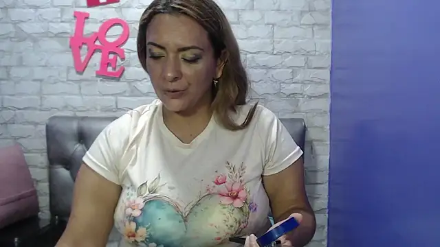 Milf-Prettyboobs online show from 07.21.26