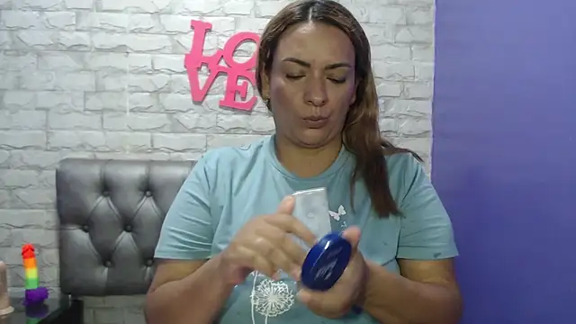 Milf-Prettyboobs online show from 07.29.26