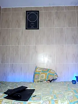 Snapshot of dareck_18 chatting on 02.19.26 dareck 18 online show from 02.19.26