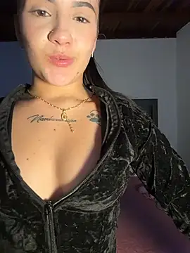 Snapshot of Paulet_Johnson chatting on 02.11.26 Paulet Johnson online show from 02.11.26