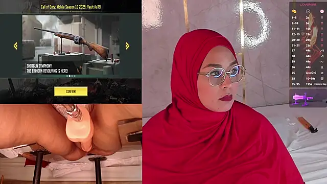 Snapshot of BBWHijab chatting on 11.05.25 BBWHijab online show from 11.05.25