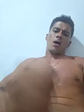 Snapshot of piterr_hot chatting on 03.16.25 piterr hot online show from 03.16.25