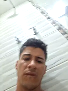 Snapshot of piterr_hot chatting on 03.18.25 piterr hot online show from 03.18.25