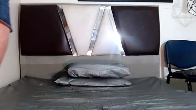 alexsandra kiss online show from 11.19.25