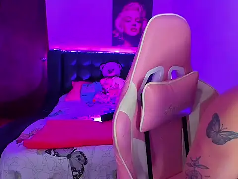 Snapshot of Aleja_monnroe chatting on 01.17.26 Aleja monnroe online show from 01.17.26