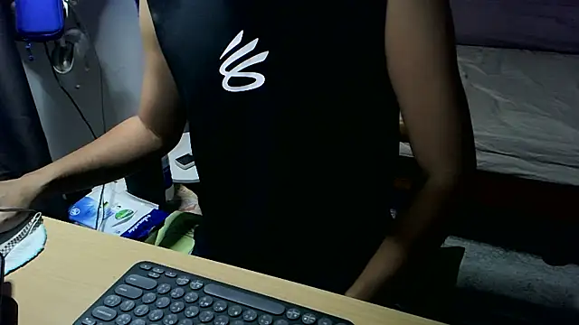 Snapshot of mak_mark92 chatting on 10.12.25 mak mark92 online show from 10.12.25