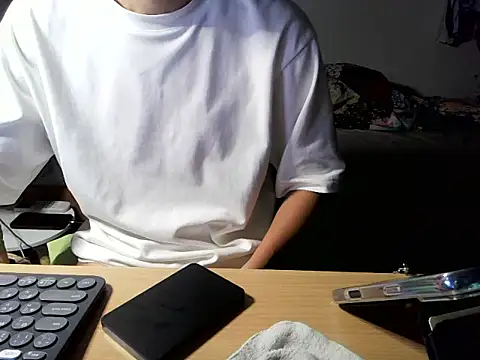 Snapshot of mak_mark92 chatting on 10.14.25 mak mark92 online show from 10.14.25