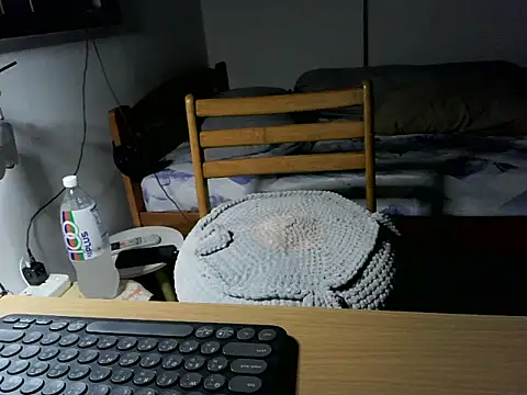 Snapshot of mak_mark92 chatting on 10.19.25 mak mark92 online show from 10.19.25