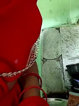 Hotty-Nidhi online show from 02.15.26