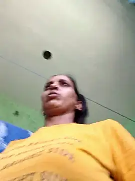 Hotty-Nidhi online show from 05.21.26