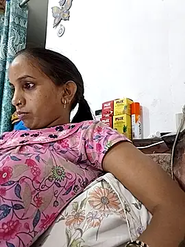 Hotty-Nidhi online show from 05.29.26