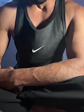 Snapshot of HARSHHU01 chatting on 03.20.25 HARSHHU01 online show from 03.20.25