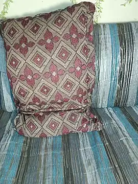 Snapshot of HARSHHU01 chatting on 10.12.25 HARSHHU01 online show from 10.12.25