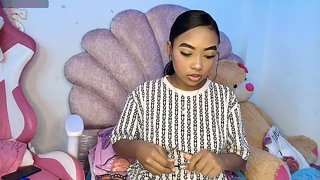 Snapshot of charlotte_walker1 chatting on 03.15.26 charlotte walker1 online show from 03.15.26