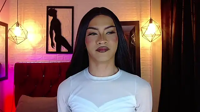 agatha rodriguez online show from 11.11.25