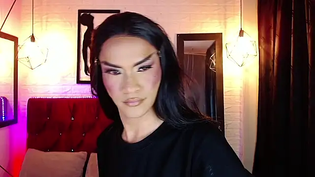 agatha rodriguez online show from 11.15.25