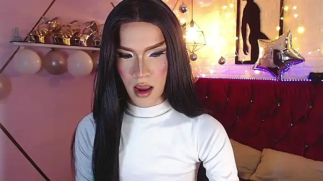 agatha rodriguez online show from 12.20.25