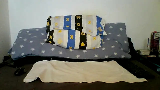 Snapshot of GermanAnonym@xh chatting on 12.17.25 GermanAnonymxh online show from 12.17.25