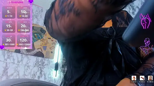 Dayana 20cm online show from 02.01.26