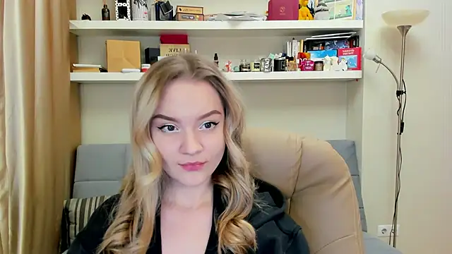 Snapshot of Kara_Smith_ chatting on 01.22.25 Kara Smith online show from 01.22.25