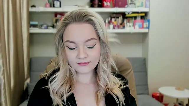 Snapshot of Kara_Smith_ chatting on 02.19.26 Kara Smith online show from 02.19.26