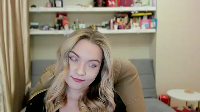 Snapshot of Kara_Smith_ chatting on 02.21.26 Kara Smith online show from 02.21.26