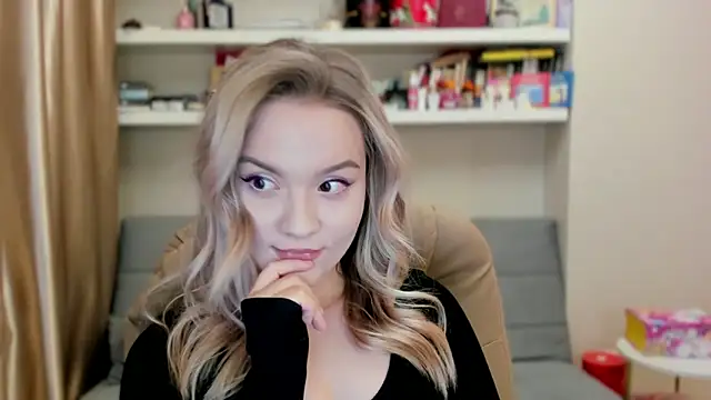 Snapshot of Kara_Smith_ chatting on 03.27.26 Kara Smith online show from 03.27.26