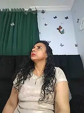 AlexaNovoa  online show from 07.08.26