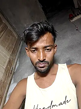 India HOT23 online show from 11.04.25