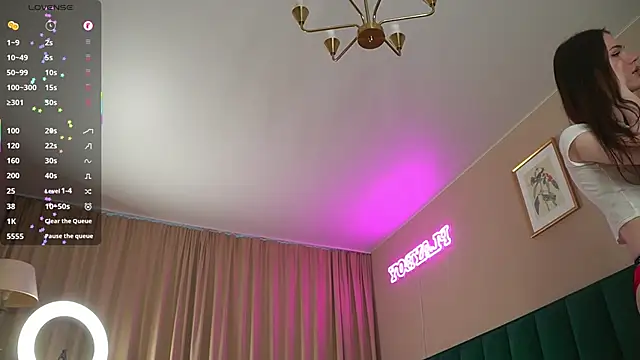 Sweet Jealousy online show from 10.04.25