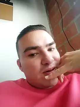 Snapshot of Andy-rtg chatting on 03.09.25 Andy-rtg online show from 03.09.25