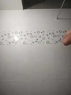 Snapshot of Andy-rtg chatting on 09.20.25 Andy-rtg online show from 09.20.25