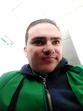 Snapshot of Andy-rtg chatting on 10.31.25 Andy-rtg online show from 10.31.25