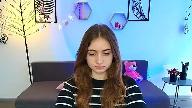 LilyHaart online show from 03.11.25