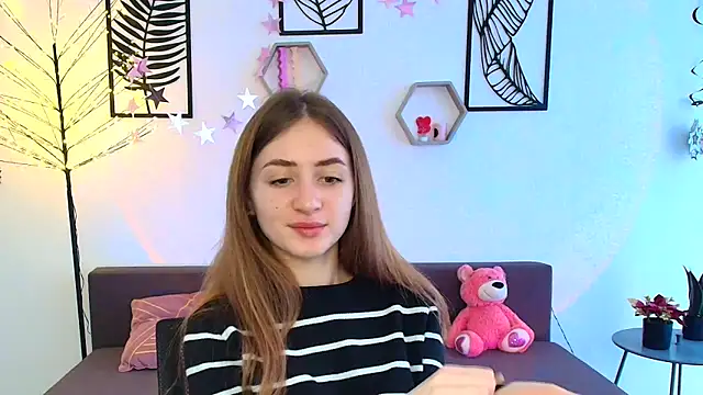 LilyHaart online show from 03.12.25