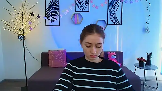 LilyHaart online show from 03.16.25